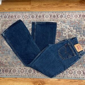 Levi's Women's 514 Wide Flare Leg (7 Jr M)